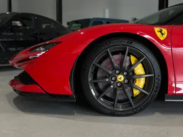 SF90 Stradale *NP649.-,Carbon,RacingSi, Fiorano*