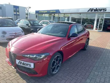 Giulia Competizione+SCHIEBEDACH+HARMAN+LEDER+BRE