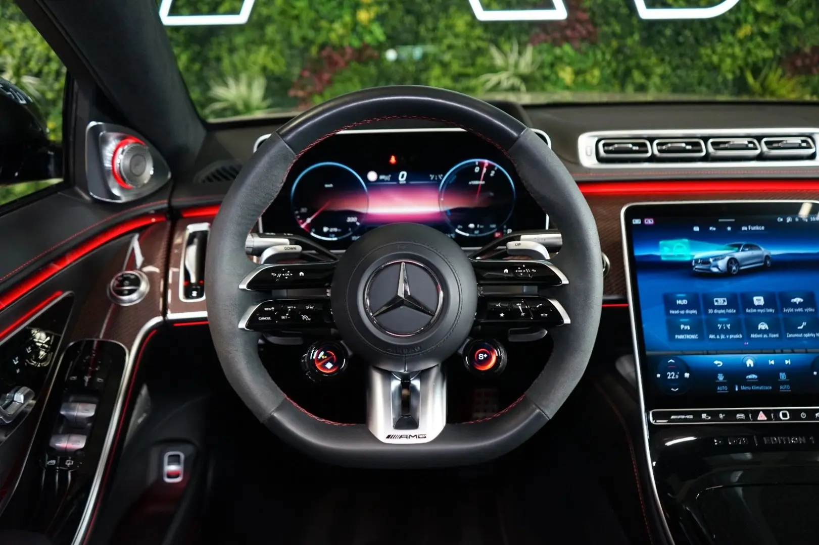 S 63 S*E-PERFORMANCE*EDITION 1