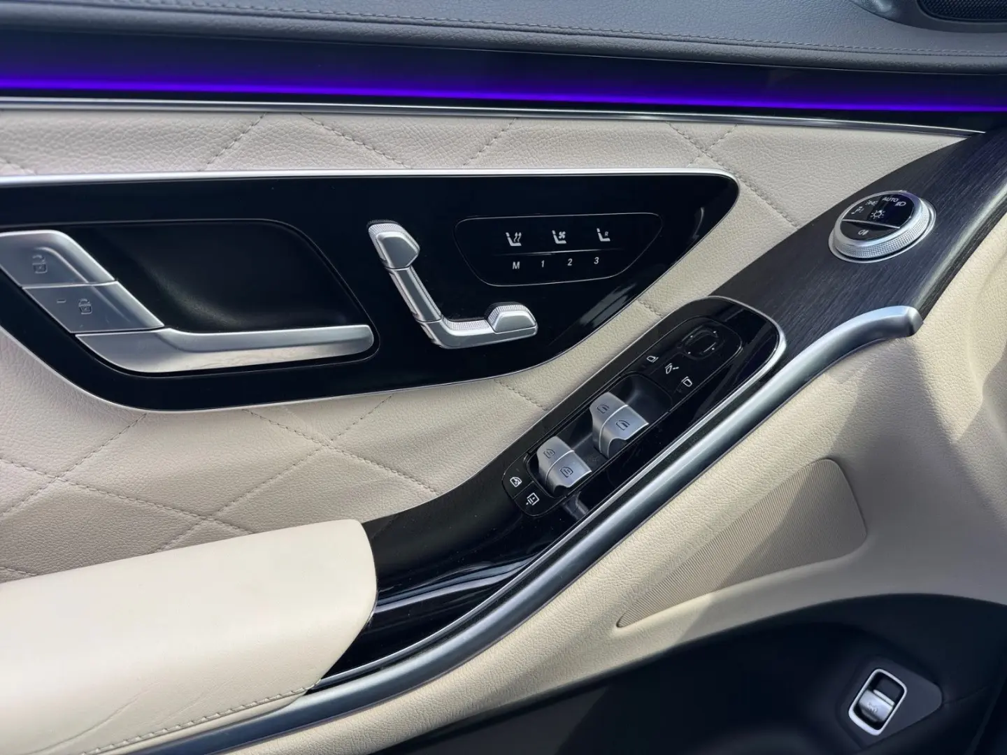 S350d Lim. 4Matic AMG-Line/NAVI/MBUX/PGSD/DAB