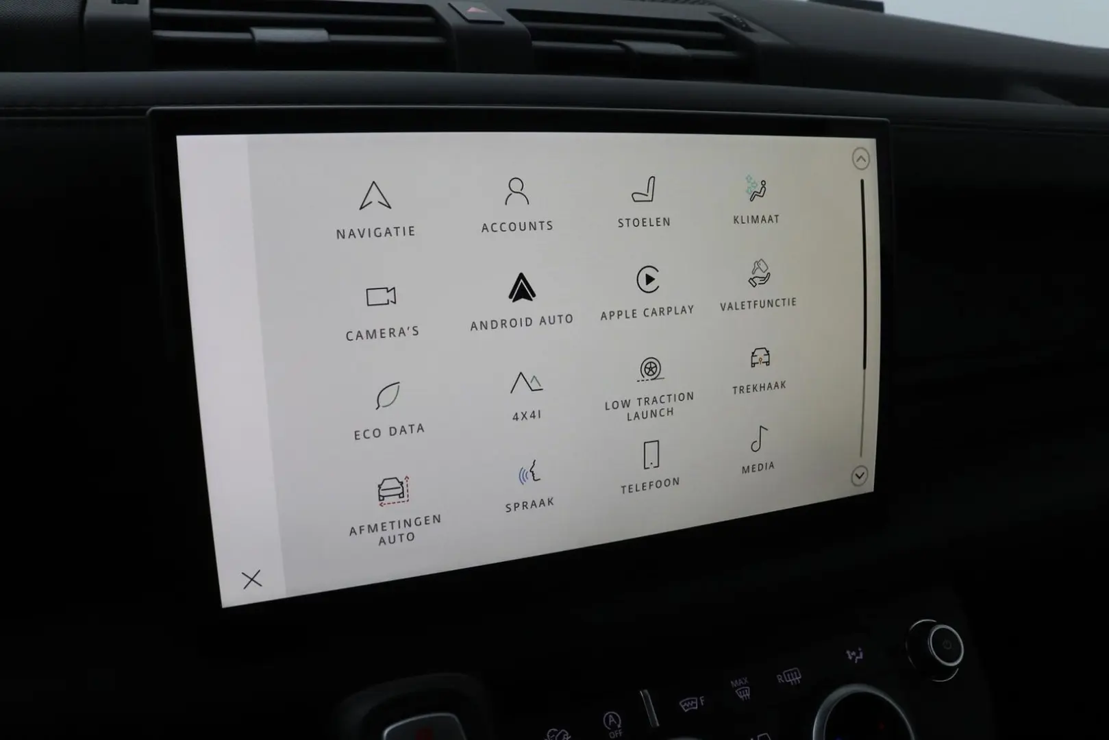 Defender 5.0 P525 110 V8 | COMMERCIAL | luftfede