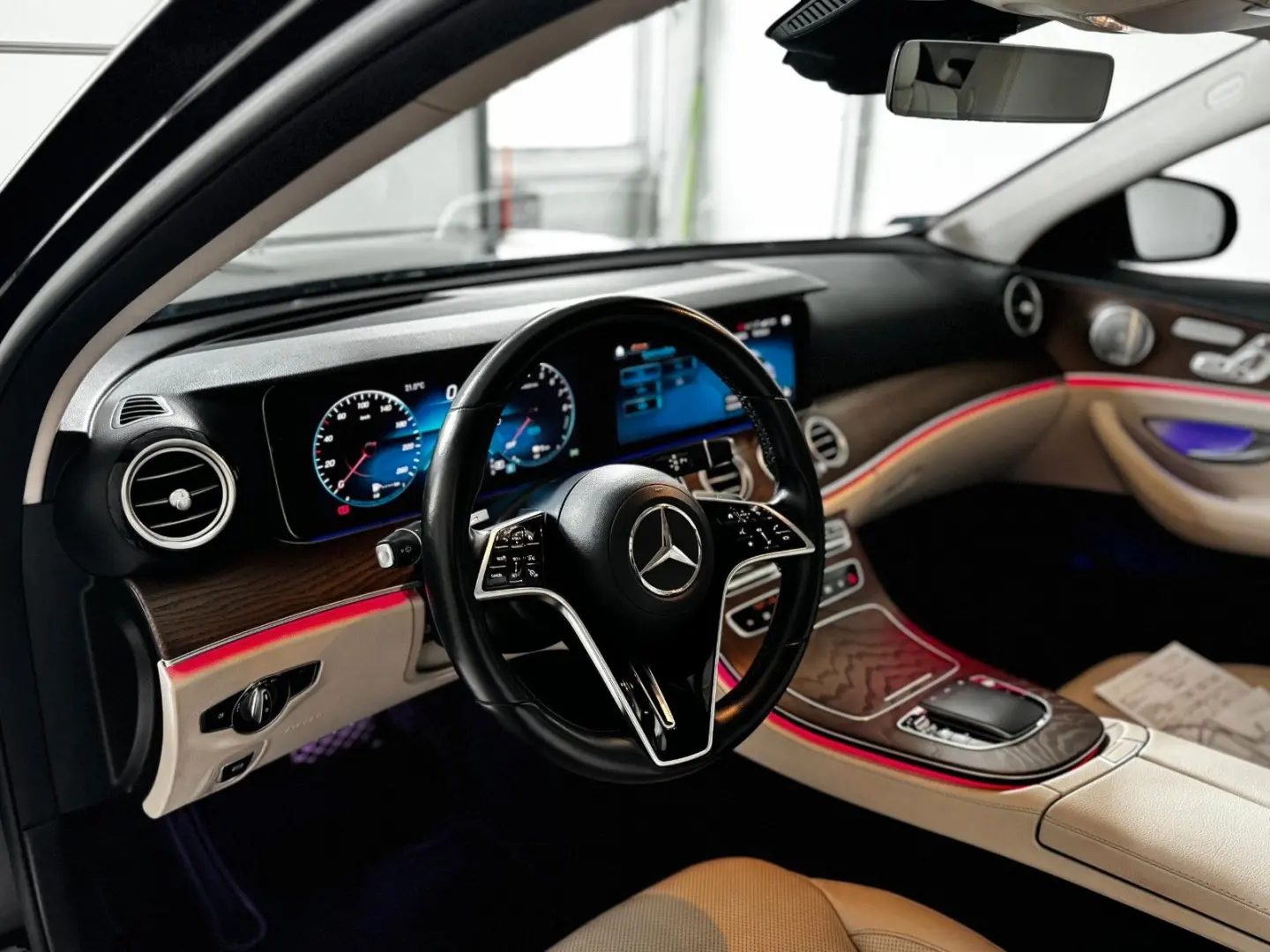 E 300 AMG,Pano,Burmester,Sitzklima,Mbux