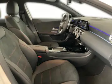 A 200 d Limousine AMG, Night-P, Kamera, Ambiente