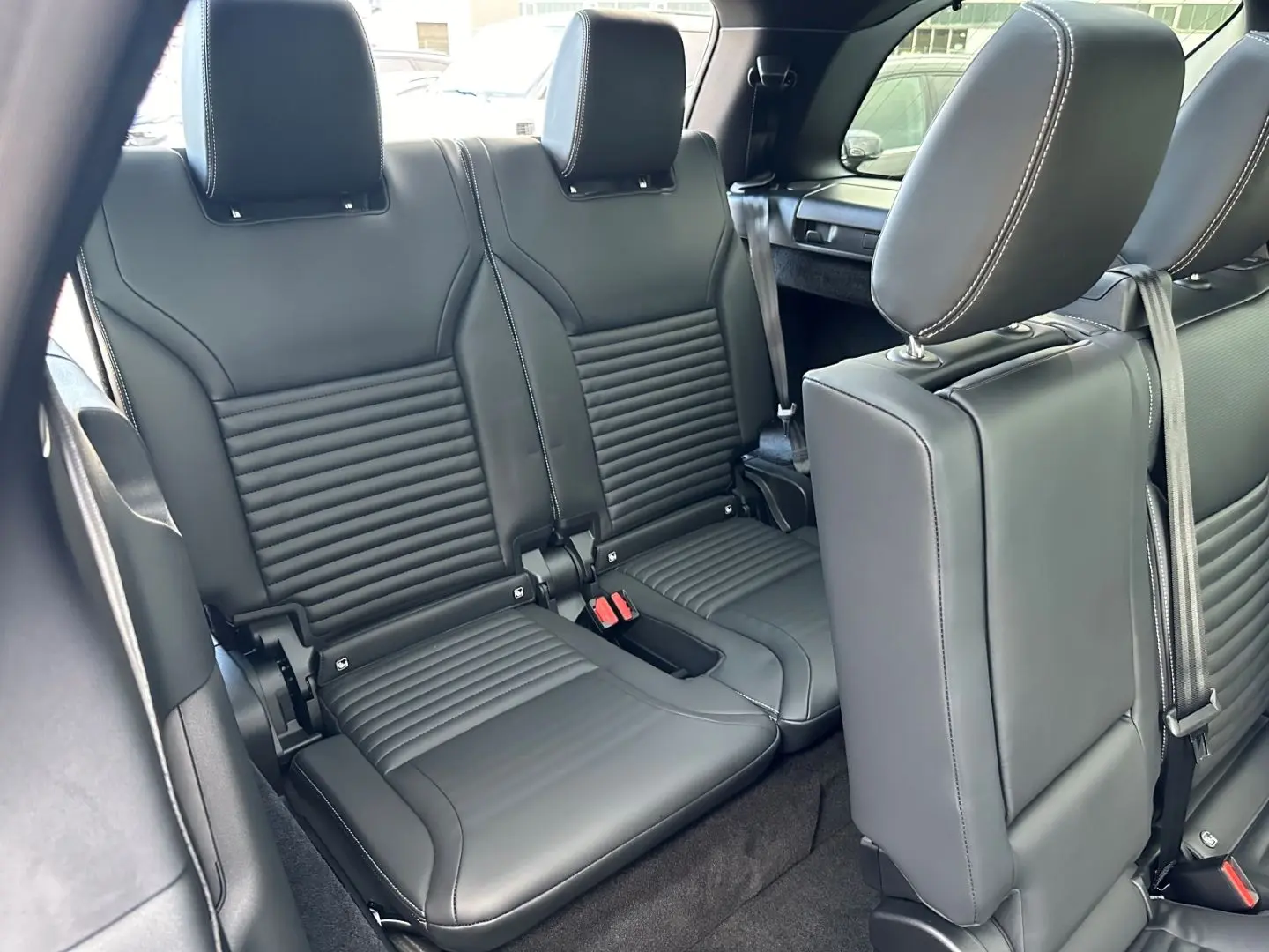 Land Rover Discovery 5 Dynamic HSE D350