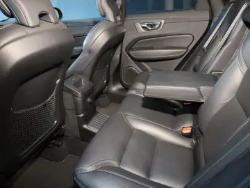Volvo XC 60 Recharge T6 Twin Engine AWD R-Design