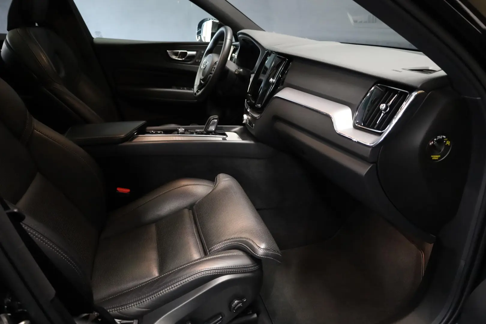 Volvo XC 60 Recharge T6 Twin Engine AWD R-Design