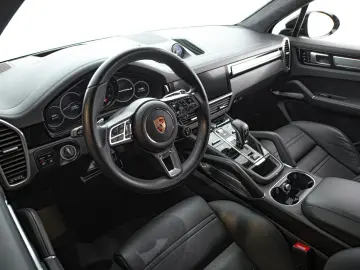 Cayenne Turbo S E-Hybrid