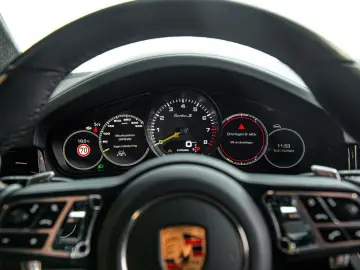 Cayenne Turbo S E-Hybrid