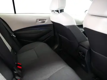 TOYOTA COROLLA HYBRID AT DYNAMIC