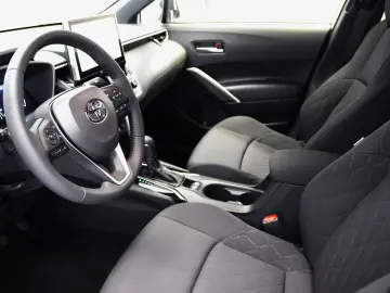 TOYOTA COROLLA CROSS HYBRID DYNAMIC 4X4