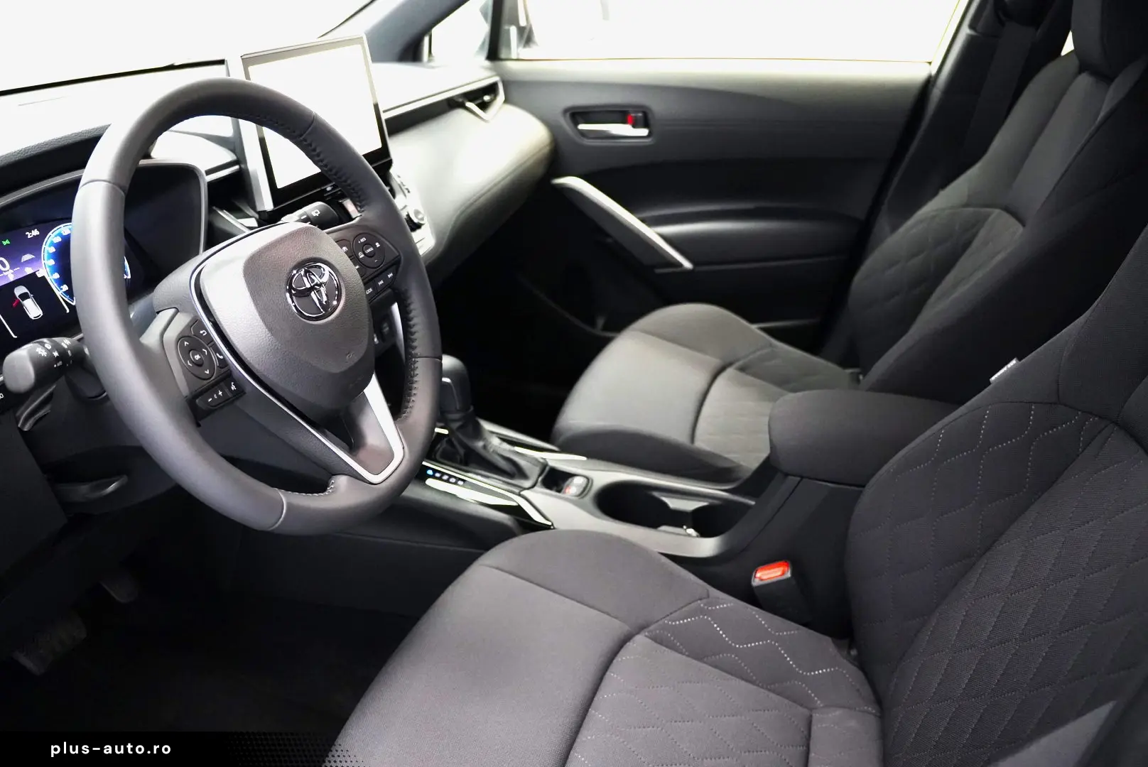 TOYOTA COROLLA CROSS HYBRID DYNAMIC 4X4