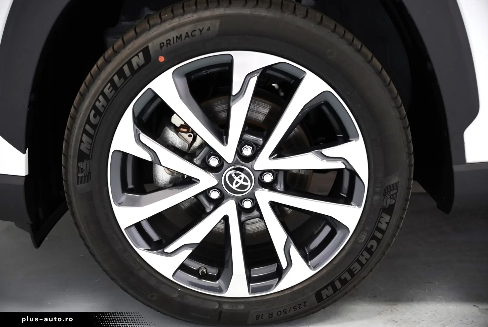 TOYOTA COROLLA CROSS HYBRID DYNAMIC 4X4