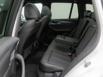 X3 xD30e M Sport Laser DAB Kamera HUD AHK Panora