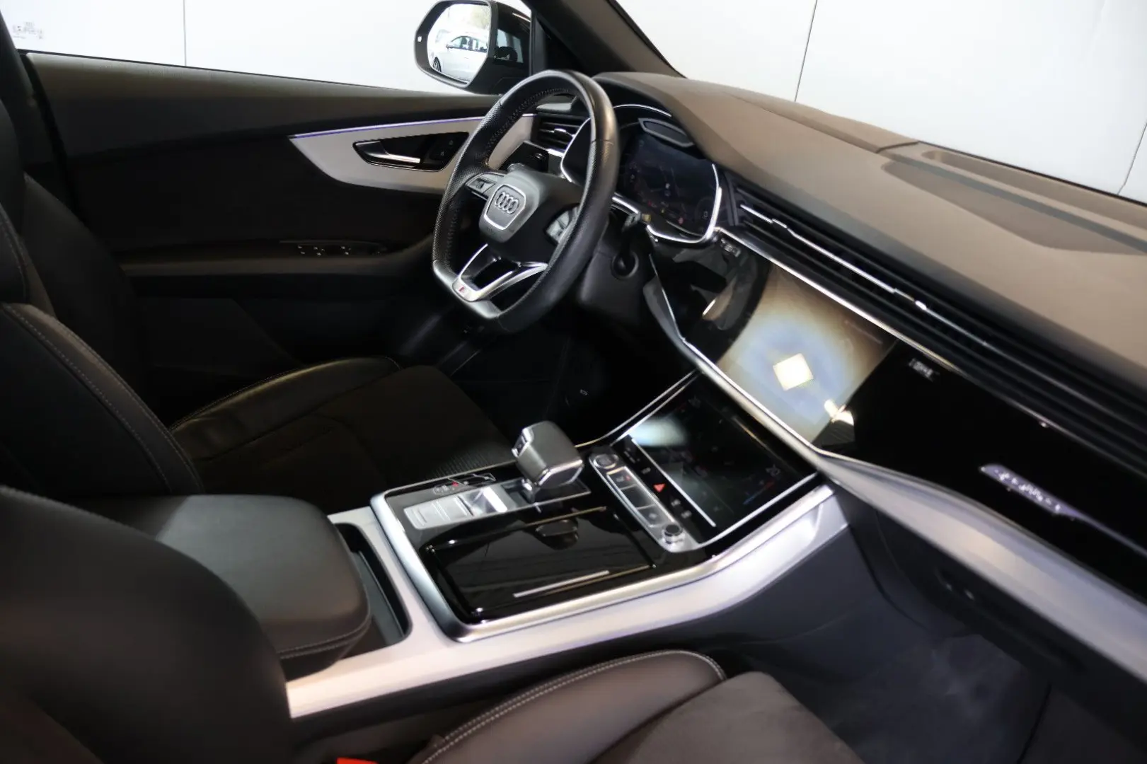 Q8 45 TDI qu. S-LINE LUFT+HUD+B&O+KEY+KAM+21