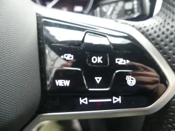 Touareg 3.0 TDI 4Mot R-Line STHZ/MATRIX/HUD/NACH