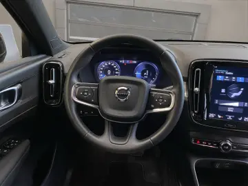 XC40 T4 Twin Engine (E6d) Inscription Expression