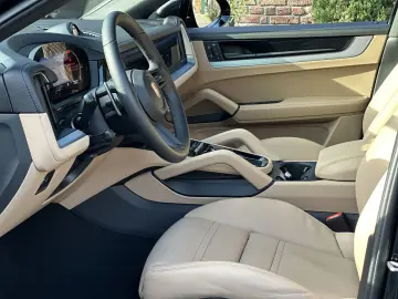 Cayenne E-Hybrid Coupe 22 EXCLUSIVE PDCC HD MAT