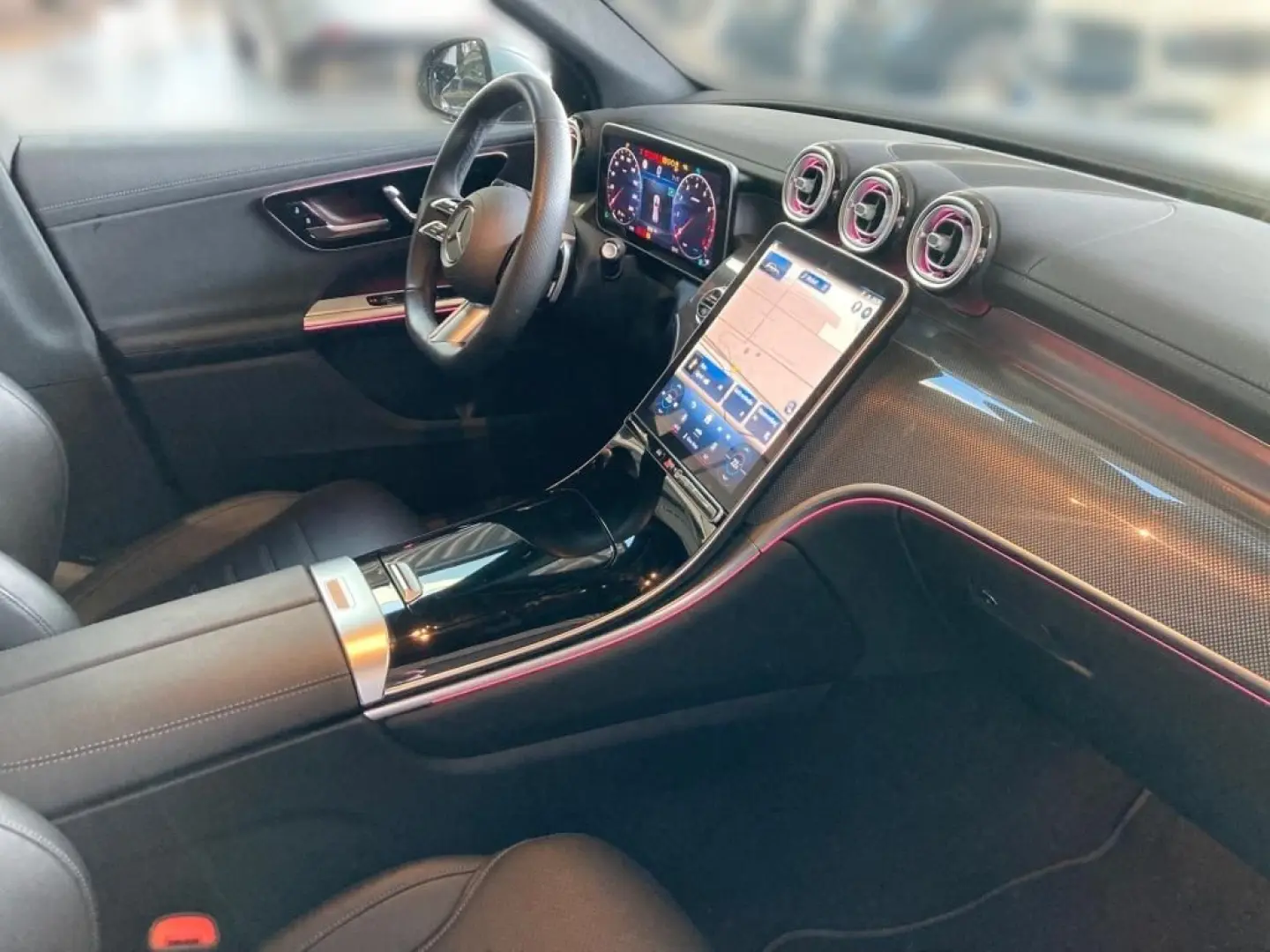 GLC 200 4M AMG+PANO+AHK+KAMERA