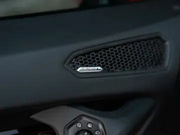 Huracán EVO