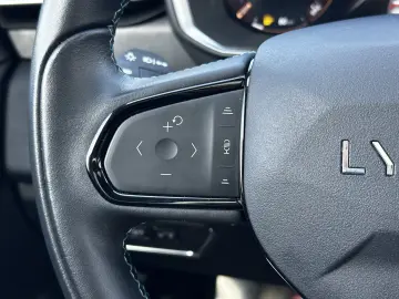 LYNK&CO 01 PHEV