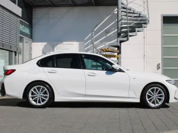 320d xDrive Lim. M Sport AdLED Live ACC HiFi