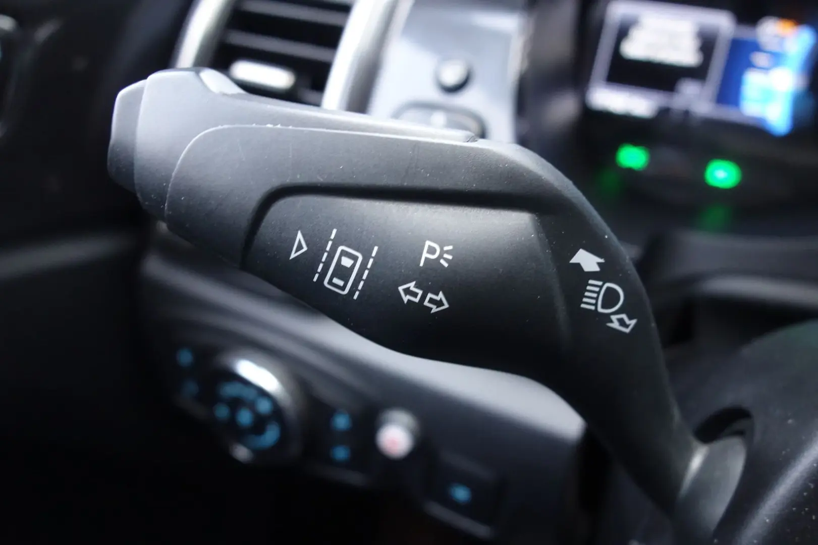 Ford Ranger Wildtrak 2,0 TDCI DoKa 4x4 LED