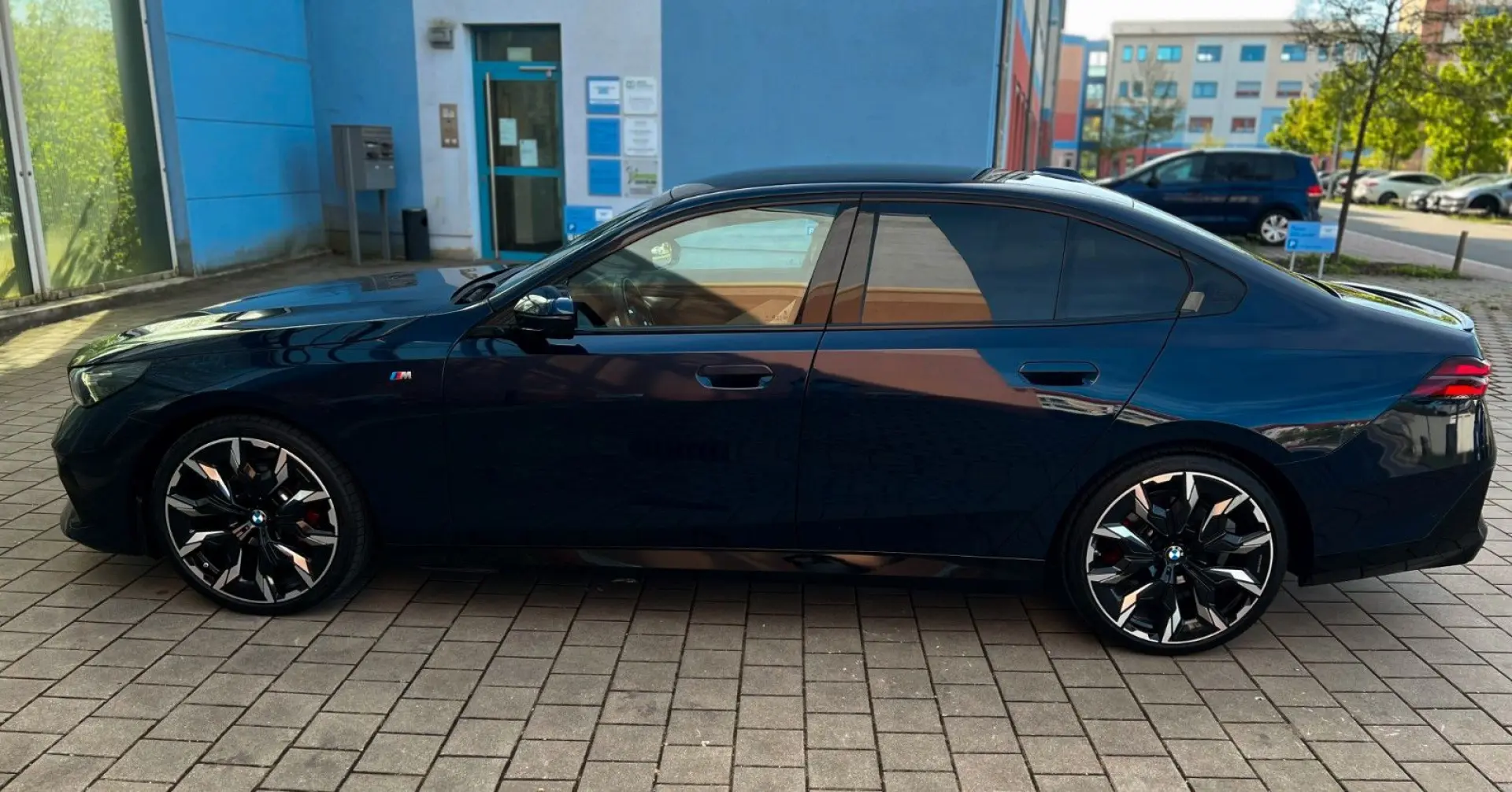 520d xDrive M Sport Pro AHK 21