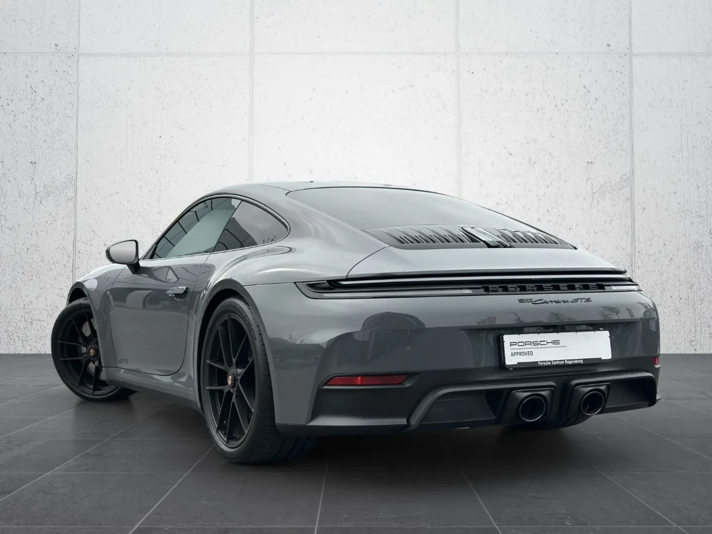 Porsche 992 911 Carrera GTS