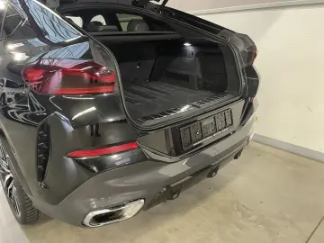 X6 30 d xDr. M Sport/HUD/ICONIC/PANO/Soft-Close