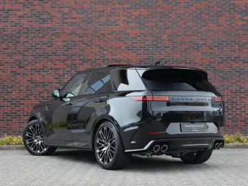 Range Rover Sport SV Edition One Obsidian Black