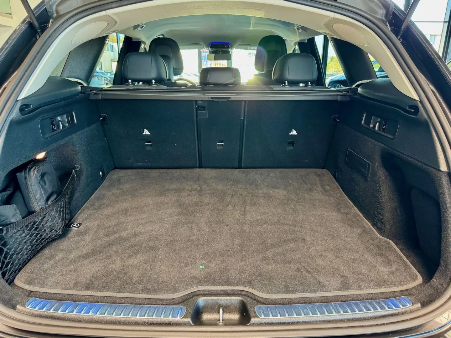 GLC 220 d 4M Kamera Memory IHC MBUX KEYLESS-Star