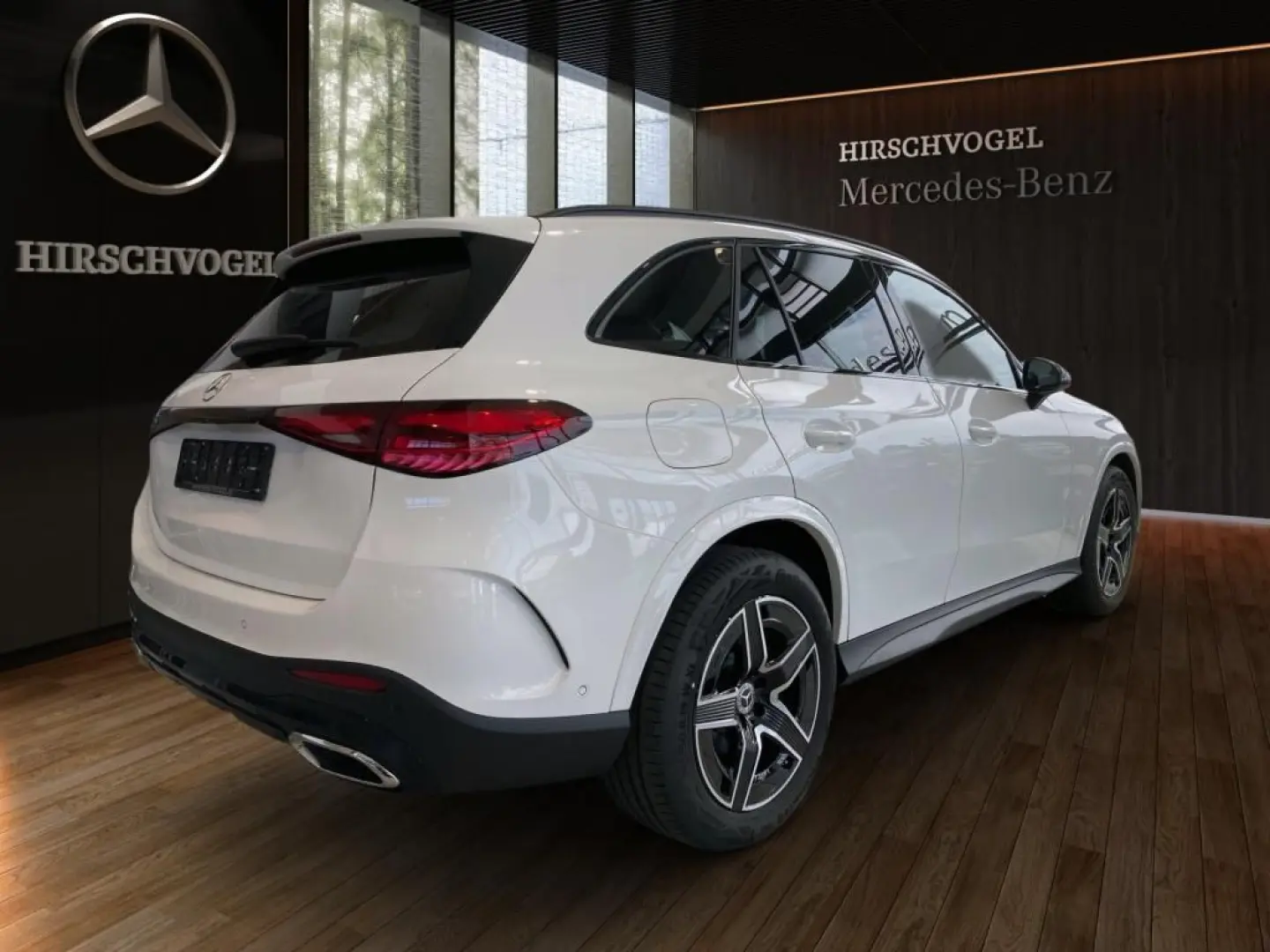 GLC 200 4M AMG-Line+Night+AHK+DISTRONIC+MBUX+LED