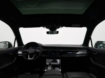 SQ7 V8 Competition plus*PANO*MatrixLED*Valcona*