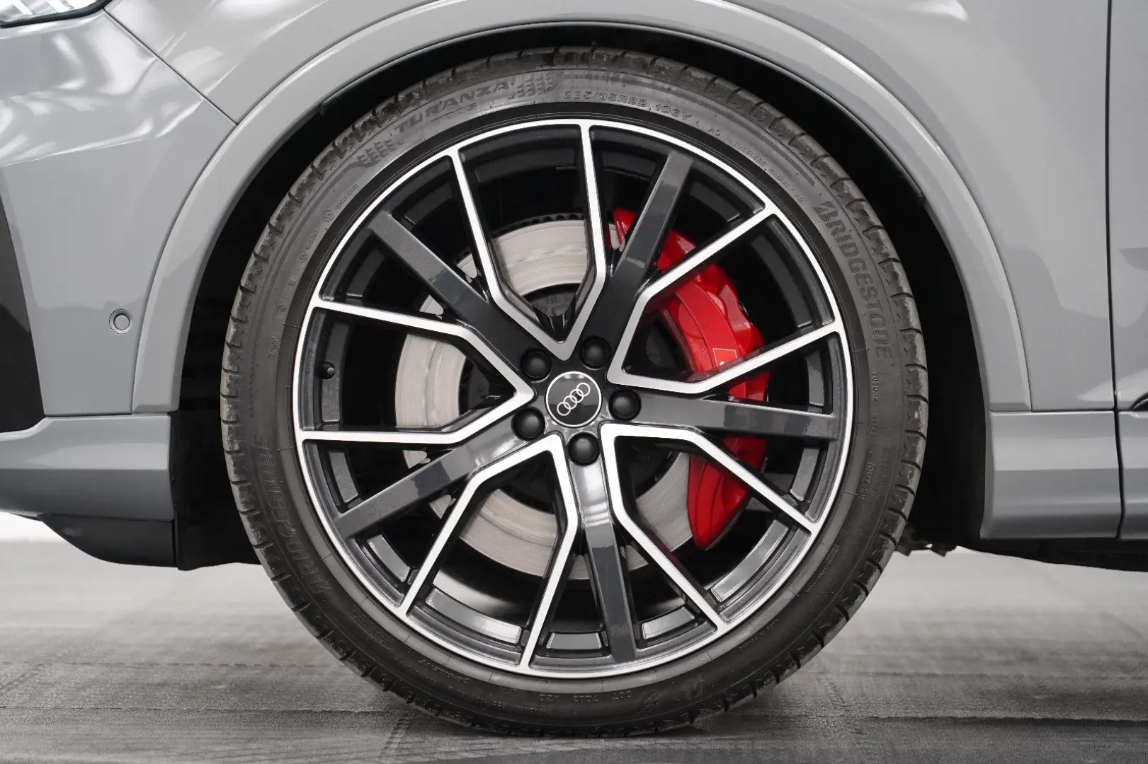 SQ7 V8 Competition plus*PANO*MatrixLED*Valcona*