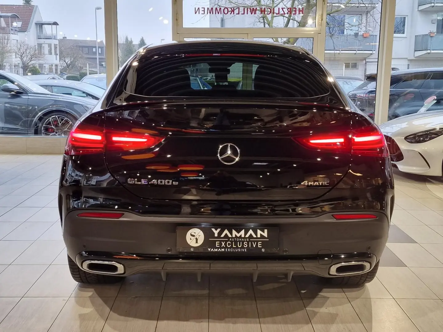 GLE 400 e 4Matic Coupe*AMG*Pano*HuD*Luftf*22
