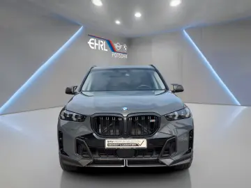 X5 M60i xDrive UPE: 167.049,82 € inkl. Carbon Um