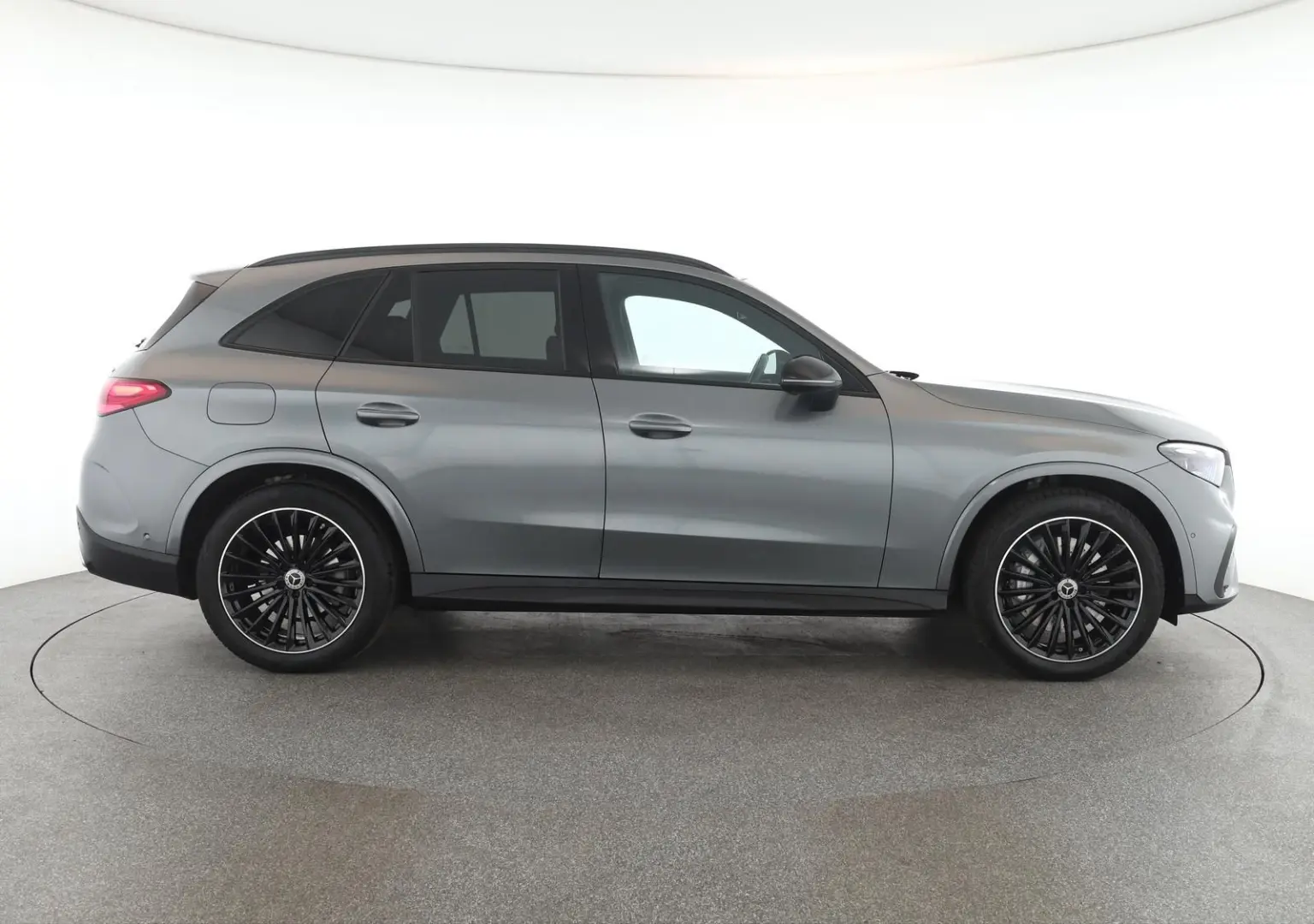 GLC 300 d 4M AMG Advanced Night DIGITAL Pano AHK