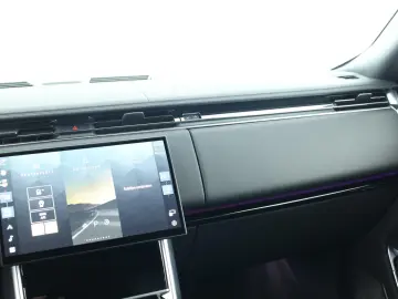 Range Rover D350 Autobiography LWB 7 Pano AHK 23