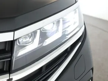 Touareg 3.0 TDI 4M R-Line Leder Pano DCC 22