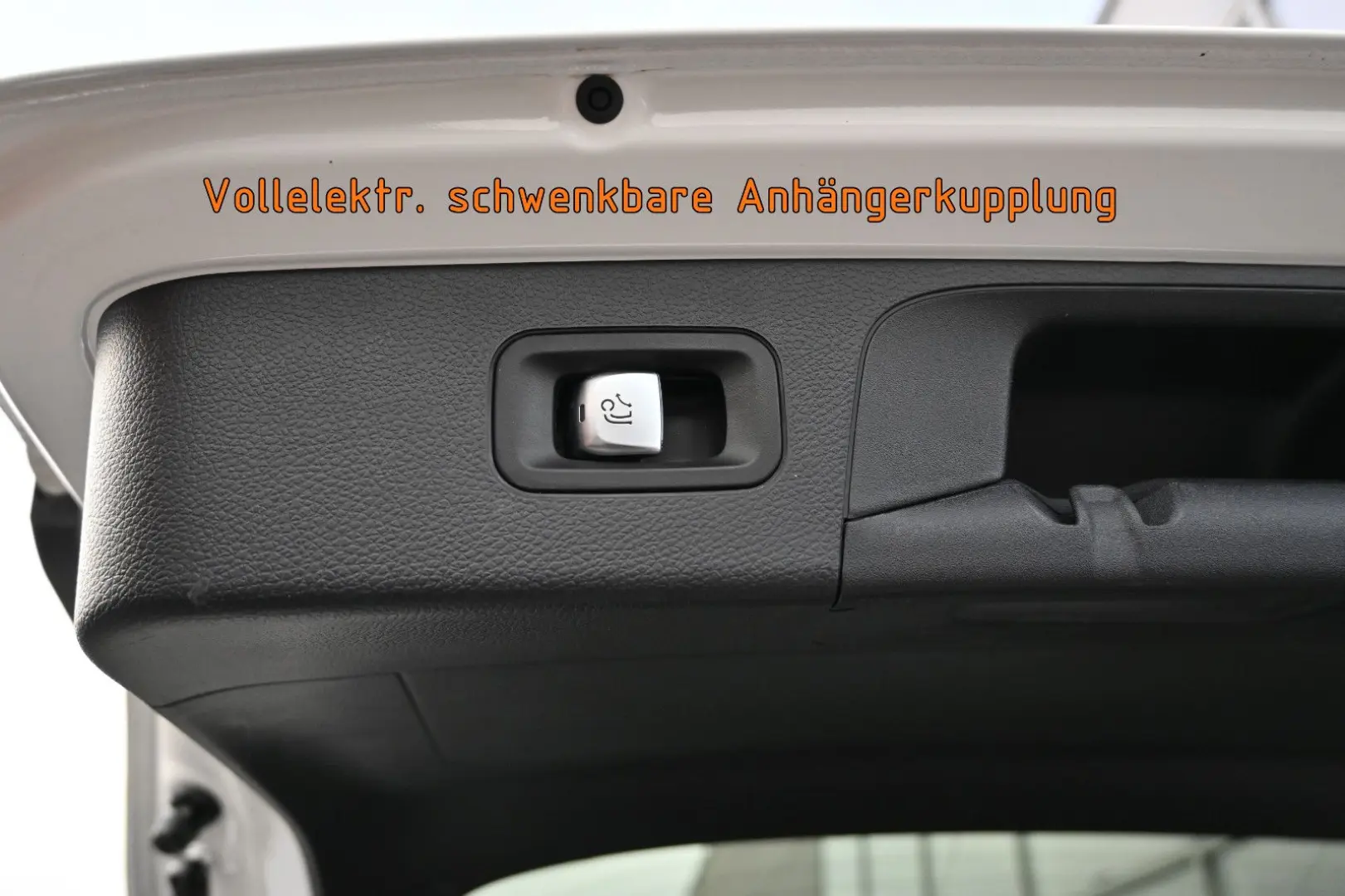 Mercedes-Benz GLC 200 4MATIC AMG LINE