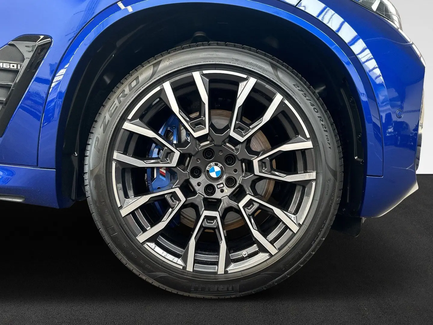 BMW X5 M60i xDrive