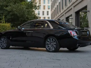 Rolls-Royce Ghost | Shooting Star| Ghost PKG  | Picnic Table