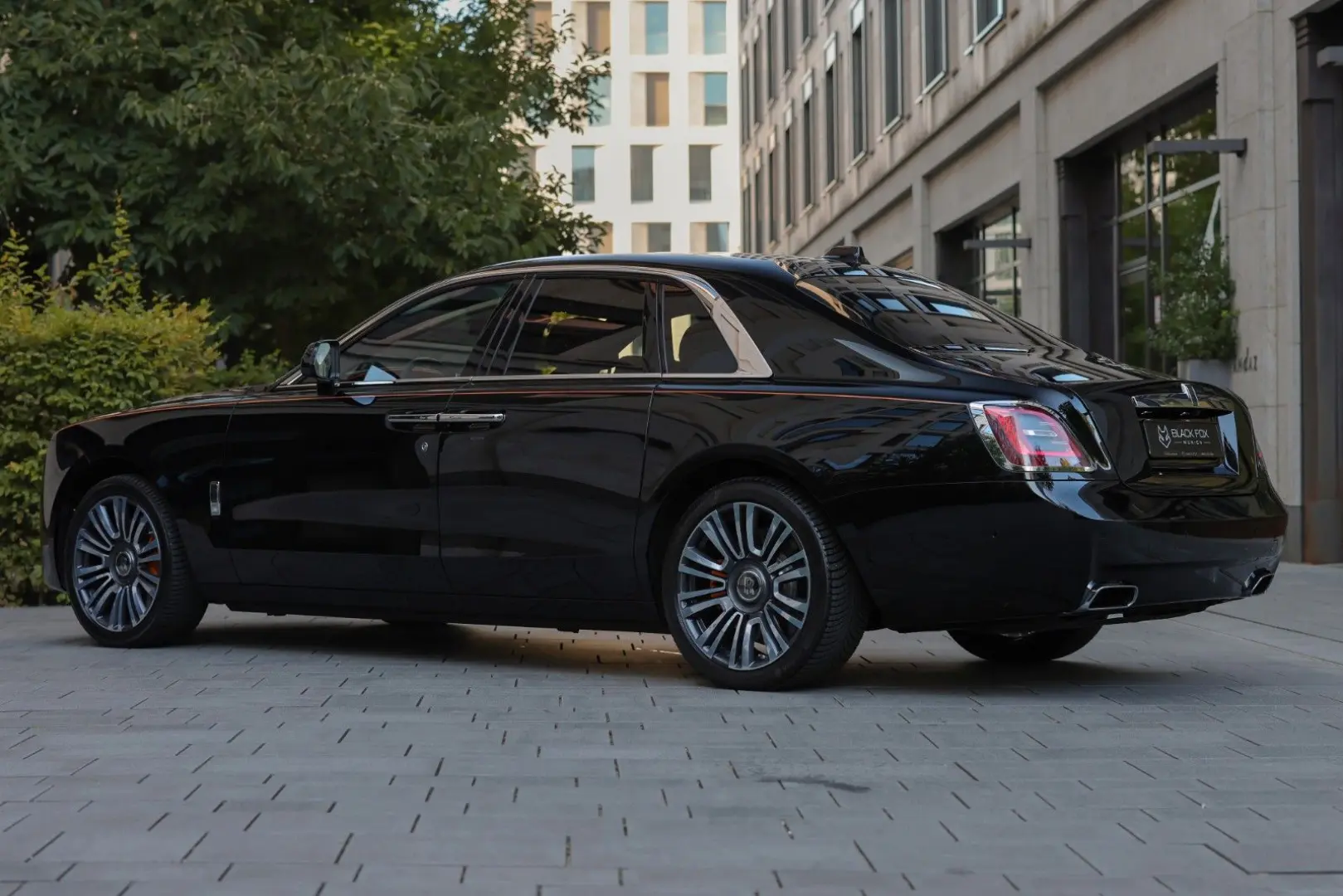 Rolls-Royce Ghost | Shooting Star| Ghost PKG  | Picnic Table