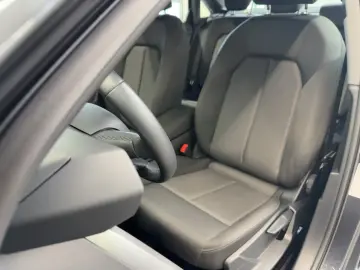 A3 Limousine Advanced 35 TFSI Kamera ACC LED Nav
