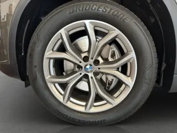 X5 xDrive30d Navi Leder Panoramadach Bluetooth