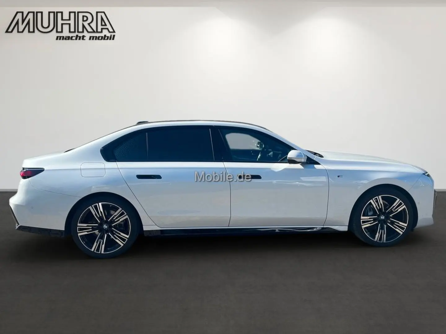 740d xDrive M Sport 21