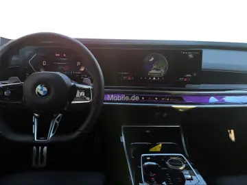 740d xDrive M Sportpaket Standheizung AHK SKY