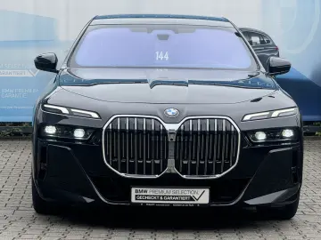 740d xDrive M Sport StandHzg PANO-SKY Autobahnas