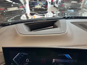 X6 40i xD M Sport Pro~PANO SKY~H&K~360~HUD~21