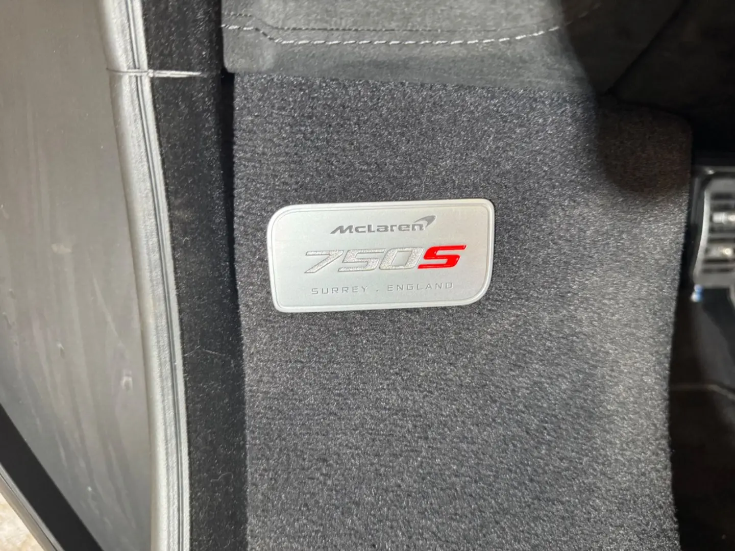 750S Coupe LIFT~FULL CARBON~BOWERS&WILKINS~360